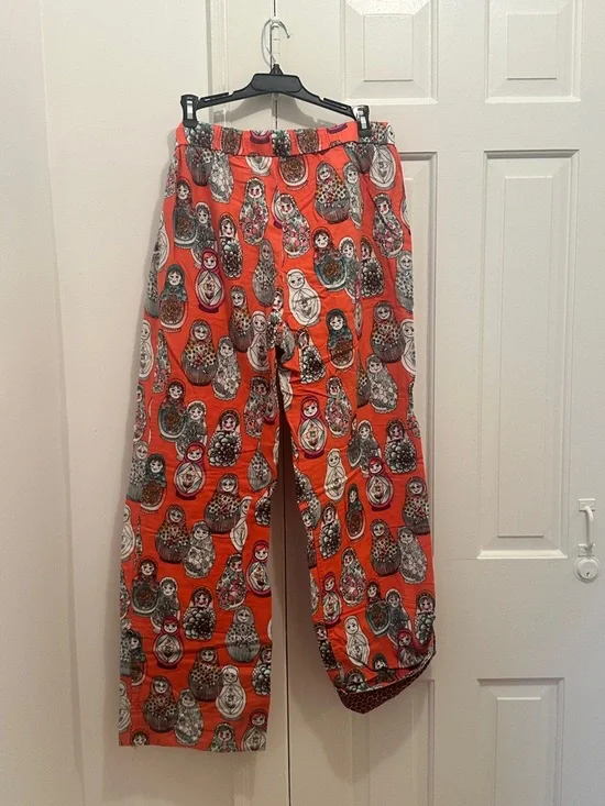 Anthropologie Eloise Red Matryoshka Russian Nesting Doll Print Lounge Pants - Picture 6 of 8